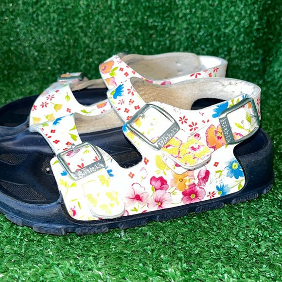 Birkenstock Other - Birki's BIRKENSTOCK flower Sandals Super cute!